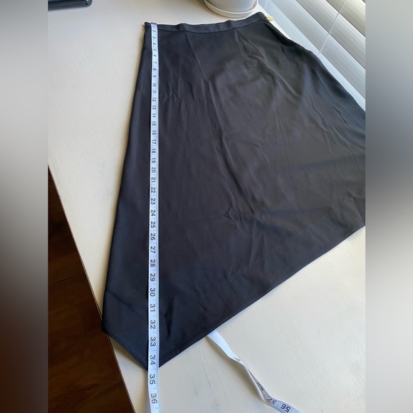 Donna Karan Black Asymmetrical Skirt & Polkadot Blouse - Picture 12 of 16